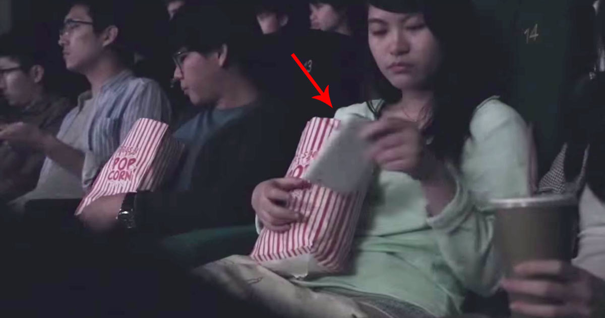 Everyone In The Theater Receives A Text Message At The Same Time