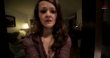 The Selfie From Hell - This 2 Minute Horror Film Will Stop You From Taking Selfies Ever Again