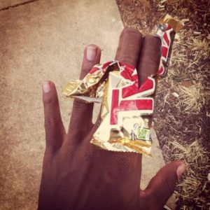 Twix fingers