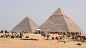 Saudi Prince Rents Out The Pyramids Of Giza For $40 Million To Propose To His Girlfriend