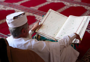 Historians Believe That Queen Elizabeth Is Related (Descendant) To Prophet Muhammad