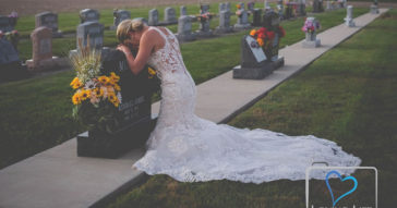 Bride Takes Wedding Photos Alone After Firefighter Fiance Got Killed by Drunk Driver
