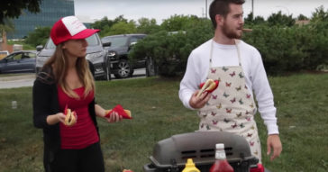 Guy Barbecues Hot Dogs Right Next To An Animal Rights Protest